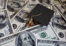 拜登的学生贷款减免计划可能耗资4000 亿美元