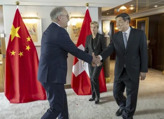 中美官员在日内瓦开启关税谈判,全球期待希望的曙光