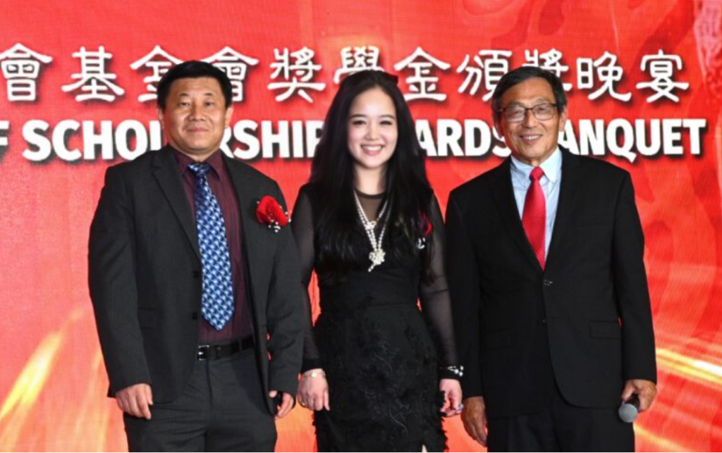 桃李芬芳育英才 橙县华人商会基金会2026年奖学金颁奖晚宴隆重举办 10 图片 20260630120552