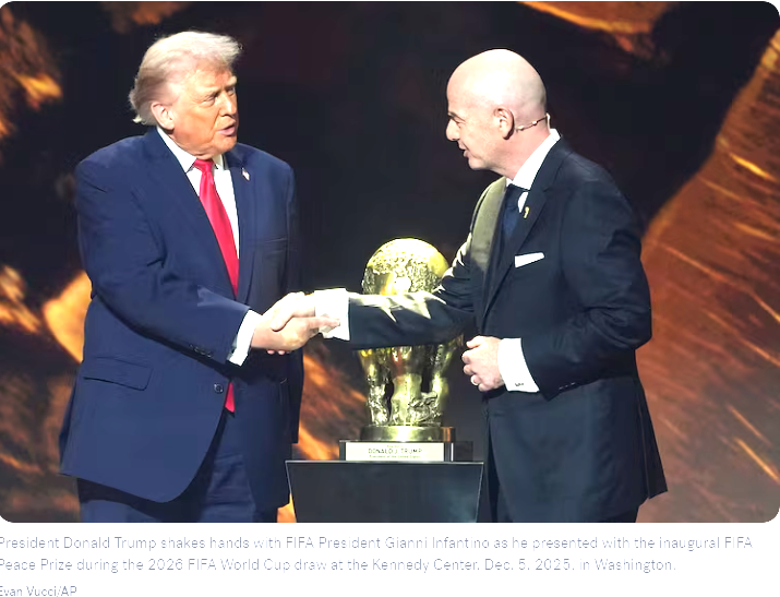 特朗普承认他要求FIFA复核对美国球星巴洛贡的红牌停赛处罚 1 image 88
