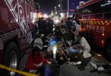 CNN:首尔发生踩踏事故 至少146人死、150人伤