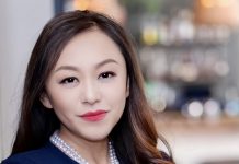 受到联邦指控 亚凯迪亚市市长王爱琳辞职