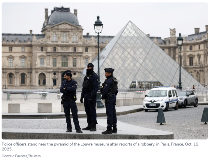 截屏2025-10-19 21.59.50