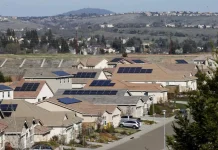 纽森州长计划打击加州企业购房行为