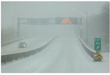 美国冬季风暴:至少22人死亡