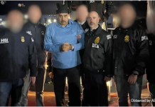 委内瑞拉军方承认副总统为代理领导人 临时政府称一致支持马杜罗