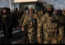 致命的ICE枪击事件后,明尼阿波利斯市长敦促抗议者避免落入特朗普的“圈套”