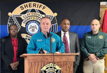 密西西比州枪击案:包括1名7岁女孩6死,嫌犯已被控谋杀罪