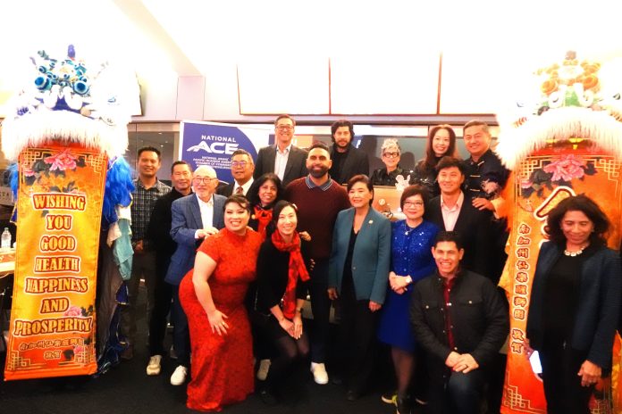 1 ACE在道奇球場慶祝農曆馬年