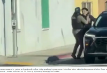 安纳罕警官疑似用枪把殴打青少年嫌犯视频疯传,被误称是ICE所为