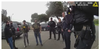 富勒顿警察局长否认协助ICE行动