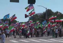 数千人聚集在洛杉矶联邦大楼附近举行支持伊朗的示威活动,道路封闭