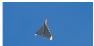 在伊朗冲突中,美国正努力调整策略应对首次大规模无人机战争