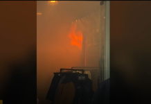 加州安大略Mill购物中心多家店铺发生火灾导致商场关闭 纵火嫌犯被捕