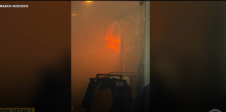 加州安大略Mill购物中心多家店铺发生火灾导致商场关闭 纵火嫌犯被捕