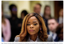 深陷困境的佛州民主党众议员辞去国会职务