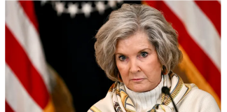 特朗普幕后执行者罕见公开露面,揭开神秘面纱