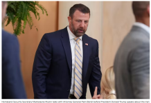 国土安全部称,可能停止在部分“庇护城市”的机场处理国际旅客入境事宜