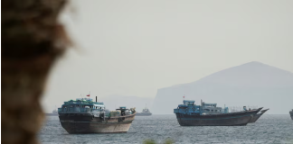 特朗普称伊朗协议框架“基本谈妥”,包含重开海峡条款