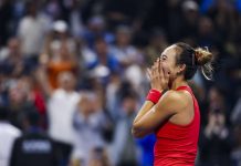 郑钦文生涯首夺WTA1000级别赛事冠军